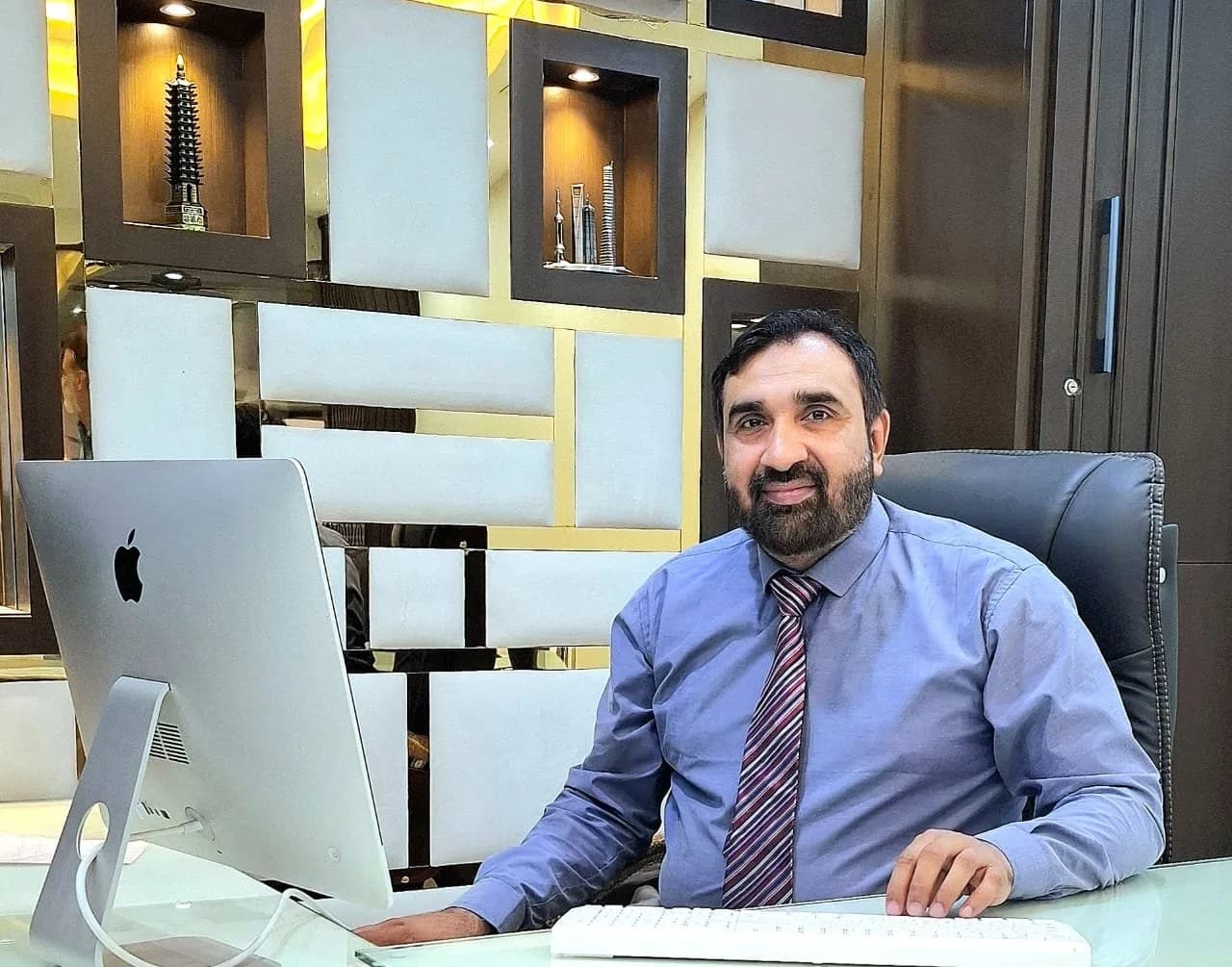 Adnan Mukhtiar, Business Manager